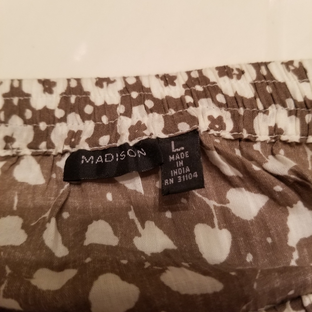 Madison - Picture 3 of 3